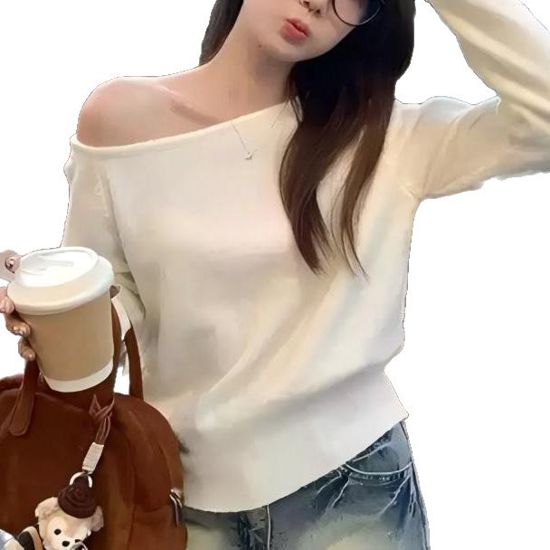 Gentle Off-shoulder Collar Lantern Sleeve Sweater Women - Image 3